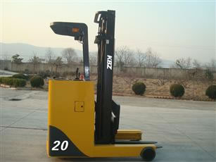 Electric Reach Forklift Truck